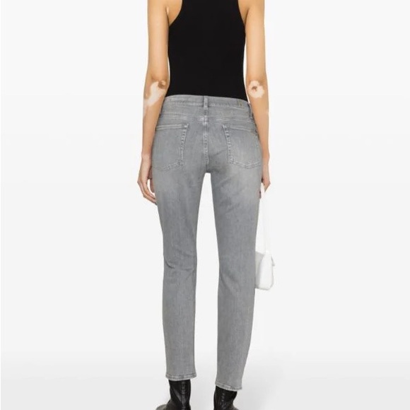 7 For All Mankind Luxe Performance Slimmy Staight Jeans - Picture 16 of 16